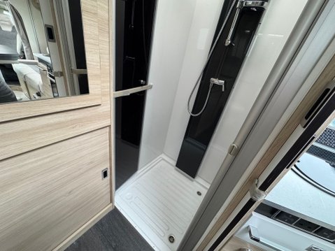 Chausson Titanium 640 17