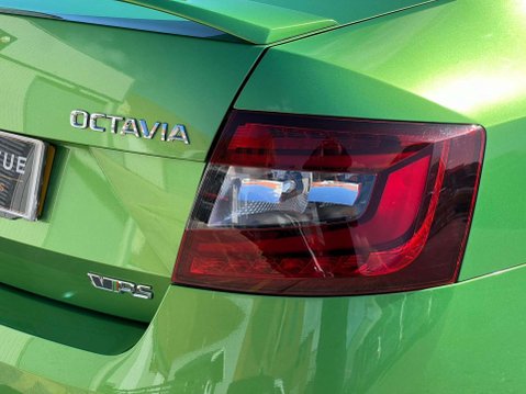 Skoda Octavia 2.0 Octavia vRS TDI Semi-Automatic 5dr - NATIONAL DELIVERY* 56
