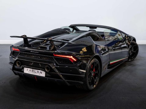 Lamborghini Huracan 5.2 V10 LP 640-4 Performante Spyder LDF 4WD Euro 6 (s/s) 2dr 40
