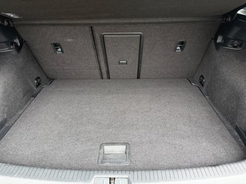 Volkswagen Golf 1.4 TSI SE Nav Euro 6 (s/s) 5dr 38