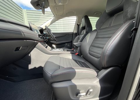 MG HS 1.5 T-GDI PHEV TROPHY 12