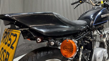 Suzuki GN 2002 31K CUSTOM CAFE RACER PROJECT BUILD 125CC 8
