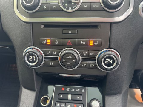 Land Rover Discovery SDV6 HSE 18