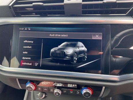 Audi Q3 2.0 TFSI 40 S line S Tronic quattro Euro 6 (s/s) 5dr 72