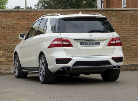 Mercedes-Benz M Class AMG 14
