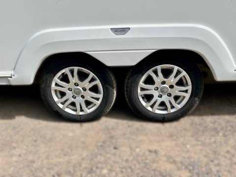 Swift Ace Prestige SR T2E 11