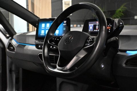 Volkswagen ID.3 Pro Performance 58kWh Life Auto 5dr 76