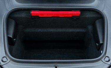 Porsche 911 Carrera GTS CABRIOLET (991.2) 36