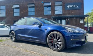 Tesla Model 3 PERFORMANCE AWD Deep Blue Metallic GROK AI RYZEN 20" ALLOYS BLACK INTERIOR 1