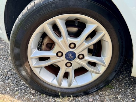 Ford Fiesta ZETEC 45