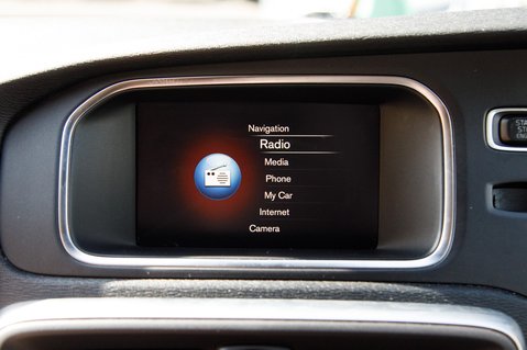 Volvo V40 T2 MOMENTUM NAV PLUS 15