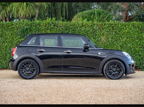 Mini Hatch 1.5 Cooper Classic 5dr 8