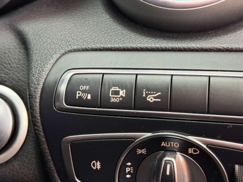 Mercedes-Benz C Class 4.0 C63 V8 BiTurbo AMG S (Premium) Saloon 4dr Petrol SpdS MCT Euro 6 (s/s) 36