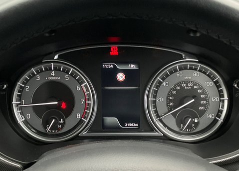 Suzuki Vitara 1.4 Boosterjet 48V Hybrid SZ5 26