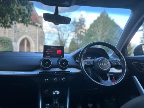 Audi Q2 TFSI SPORT 7