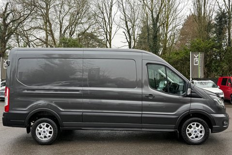 Ford Transit 350 LIMITED ECOBLUE - RARE SPEC VAN - L3H2 - CRUISE -CAMERA - LWB MID ROOF 4