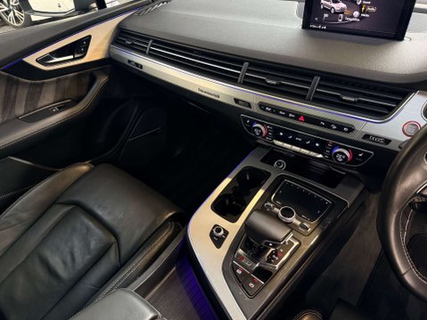 Audi SQ7 4.0 SQ7 TDI Quattro Auto 4WD 5dr 31