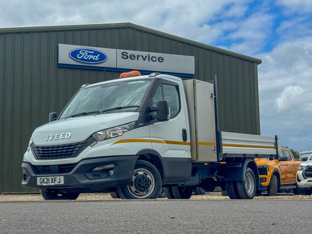 Iveco Daily Tipper MWB [SOLD MM] L2 350 Air Con Tow Bar EURO 6 2