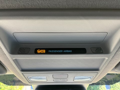 Ford Transit Custom 2.0 320 EcoBlue Limited Crew Van Auto L2 H1 Euro 6 (s/s) 5dr 44