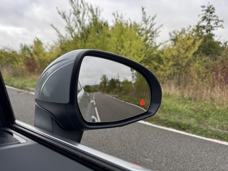 Mercedes-Benz GLC GLC 220 D MHEV 4Matic AMG Line Coupe Auto MEMORY SEATS/PARKTRONIC/SAT NAV 21