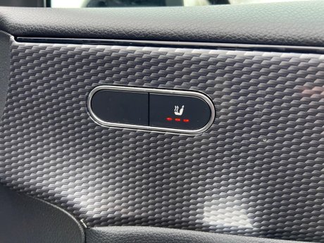 Mercedes-Benz A Class 1.3 A180 Sport (Executive) 7G-DCT Euro 6 (s/s) 5dr 40