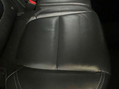 Mitsubishi Outlander 2.0 Outlander Exceed CVT 4WD 5dr 34