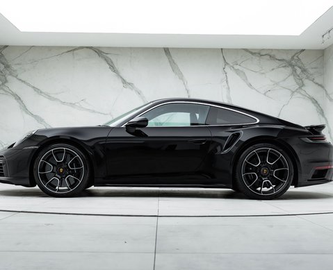 Porsche 911 Turbo S (992) 