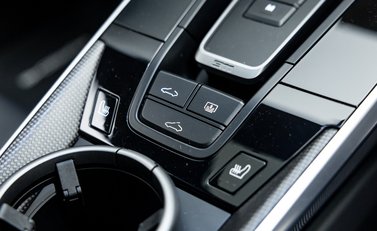 Porsche 911 Turbo S (992) 28