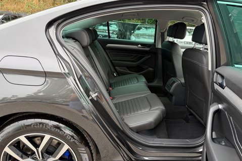 Volkswagen Passat GTE DSG - VAT Q - 1 OWNER - PLUG IN HYBRID - 3 IN STOCK 26