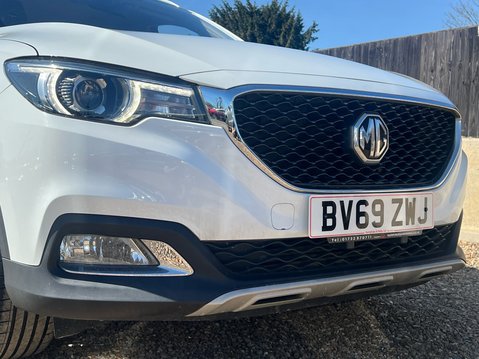 MG ZS EXCLUSIVE 16