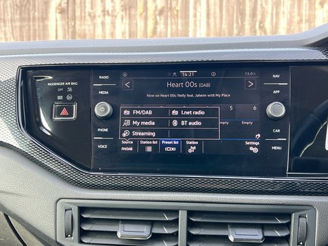 Volkswagen Polo LIFE TSI DSG 23