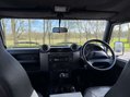 Land Rover Defender 2.2 Defender 90 XS Hard Top TD 4WD 27