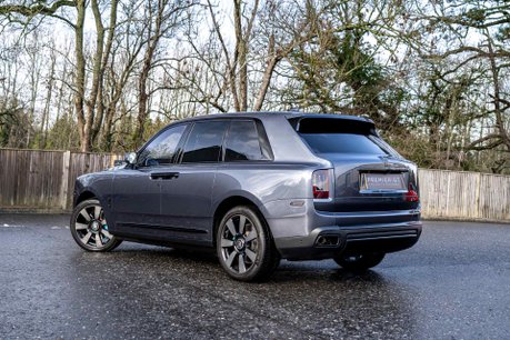 Rolls-Royce Cullinan V12. DYNAMIC PACKAGE. ACTIVE CRUISE. SHOOTING STAR HEADLINER. HUD 2