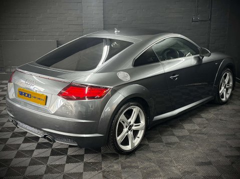 Audi TT 1.8 TT Black Edition TFSI 3dr 27