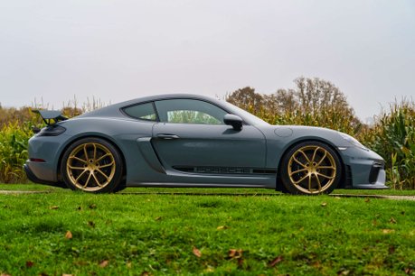Porsche 718 GT4 PDK