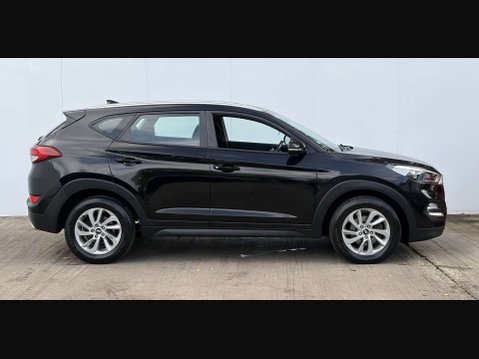 Hyundai TUCSON 2.0 Tucson SE Nav Blue Drive 2WD CRDi 5dr 10