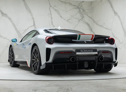Ferrari 488 Pista Piloti 10