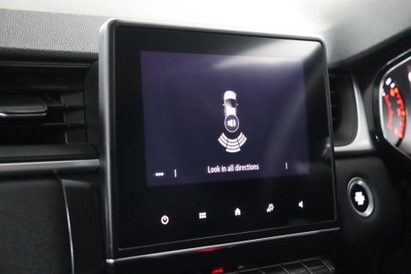 Renault Captur ICONIC TCE 37