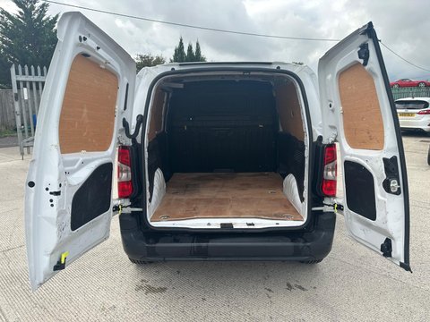 Peugeot Partner BLUEHDI PROFESSIONAL PREMIUM PLUS L1 7