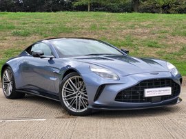 Aston Martin Vantage V8