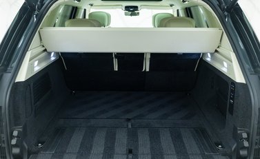 Land Rover Range Rover D350 AUTOBIOGRAPHY LWB 39