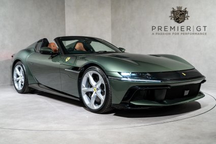 Ferrari 12 Cilindri SPIDER. £15K GLOSS BLACK EXTERIOR PACK. CARBON WHEEL & LEDs. LIFT. 