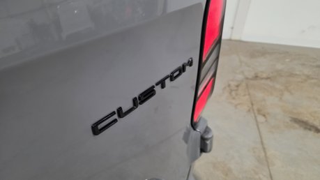 Ford Transit Custom 320L1 H1 PHEV LIMITED VAN ECOBLUE HYBRID 130PS 18