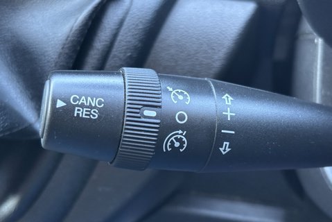 Peugeot Boxer 333 L1 H1 120 ps BlueHdi Professional - Sat Nav & Air Con 25