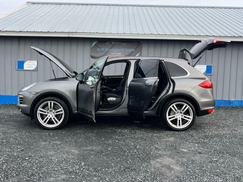 Porsche Cayenne 3.0 TD V6 Tiptronic 4WD Euro 5 (s/s) 5dr 3