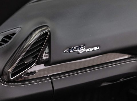 Ferrari 488 Spider 13