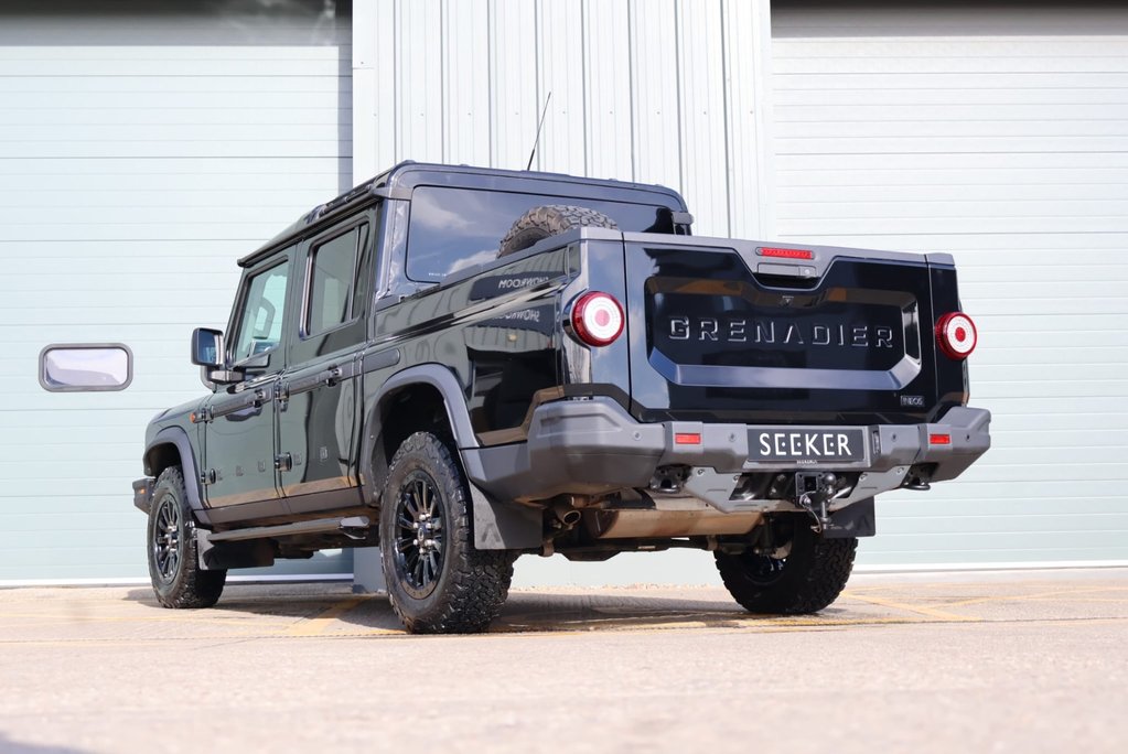 Ineos Grenadier FIELDMASTER EDITION PICK UP LOTS OF UPGRADES STYLED BY SEEKER  4