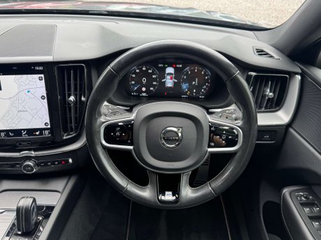 Volvo XC60 2.0 XC60 R-Design B5 MHEV Auto 5dr 22