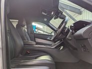 Land Rover Range Rover Velar 2.0 Range Rover Velar R-Dynamic SE D180 Auto 4WD 5dr 53