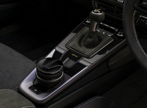 Porsche 911 (992) GT3 18